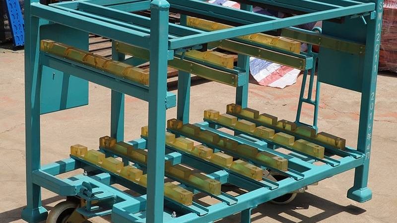 决策参考：货号、检验报告、供货资质
